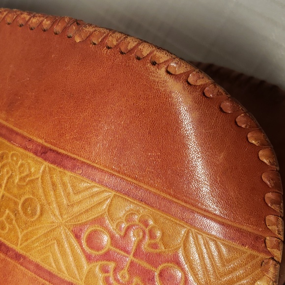 Handmade Tooled leather women's handbag, African motif . - Picture 8 of 12